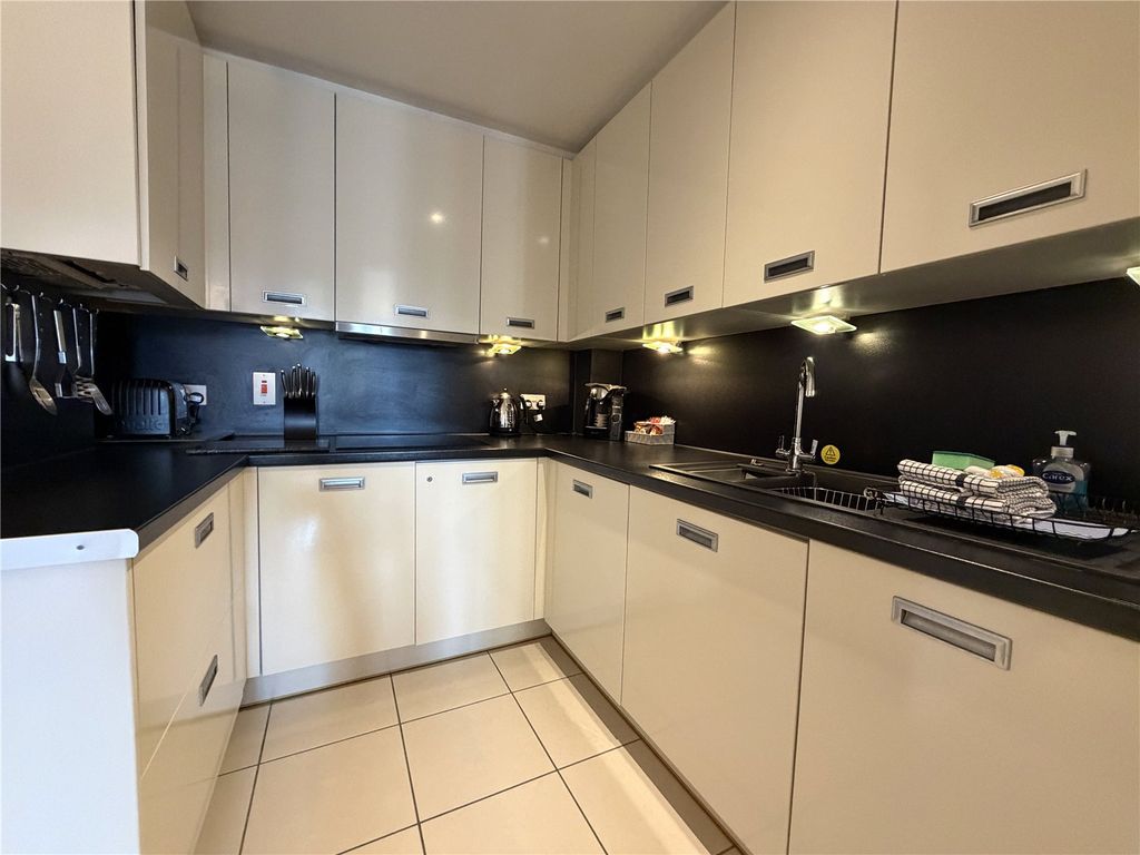 Additional image 5 of 2 bed flat for saleRhodewood House, St. Brides Hill, Saundersfoot, Pembrokeshire SA69