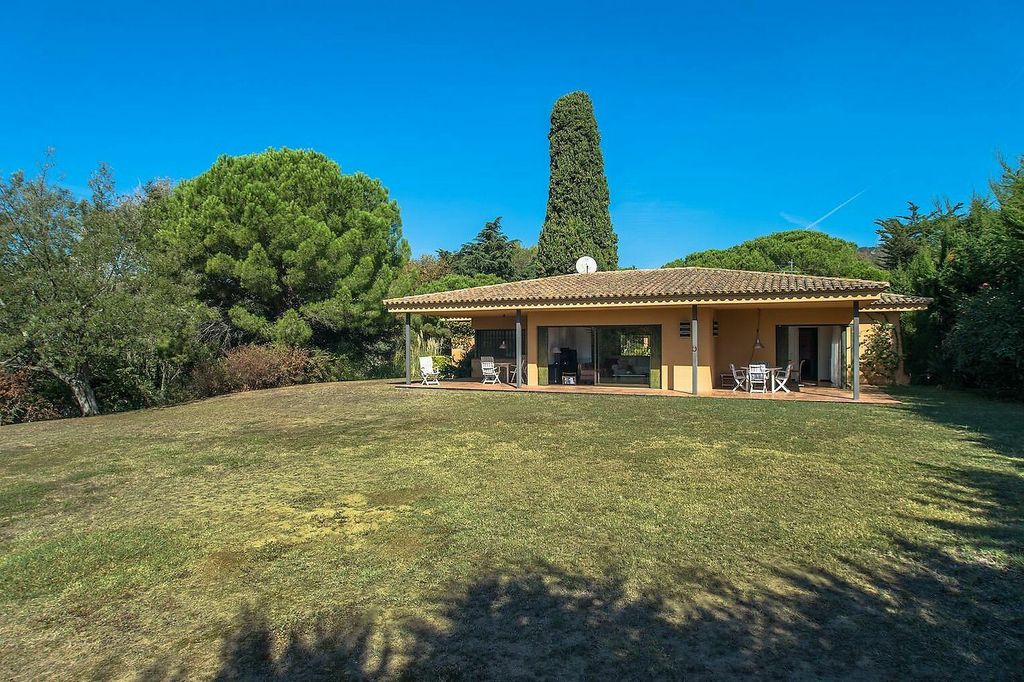 Property photo 1 of 41