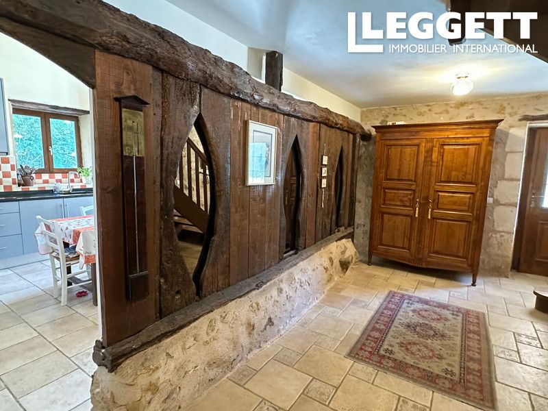 Property photo 3 of 10