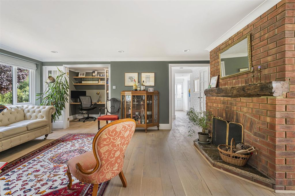 Property photo 2 of 43 145_59517.Jpg