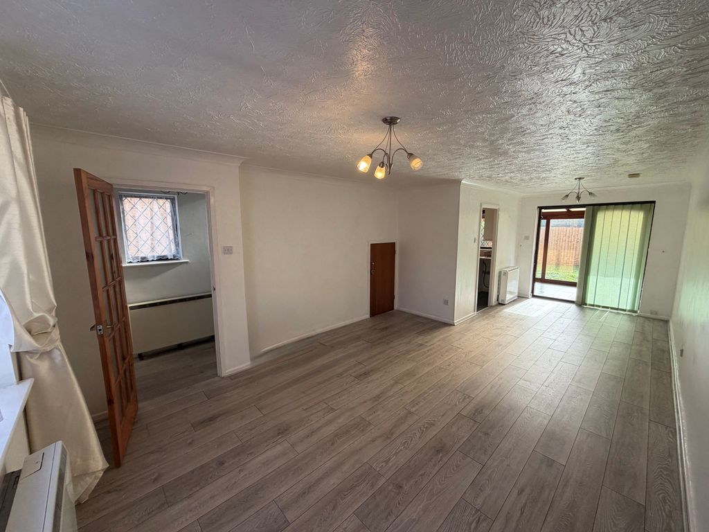 Property photo 3 of 9 Image