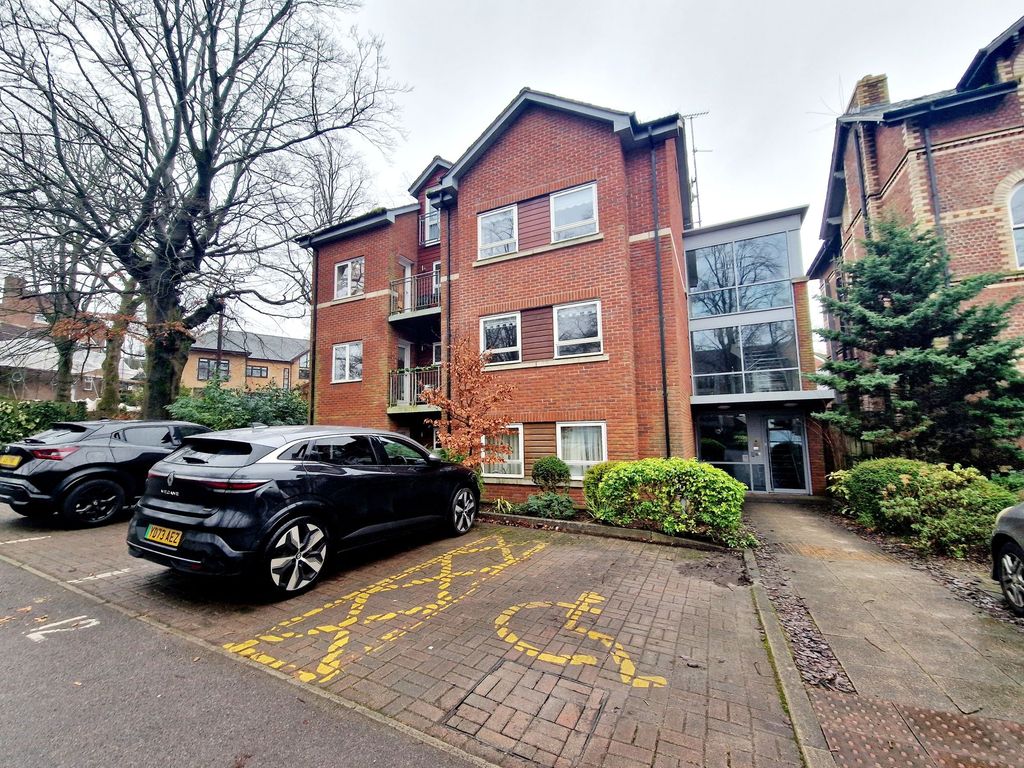 Property photo 1 of 20