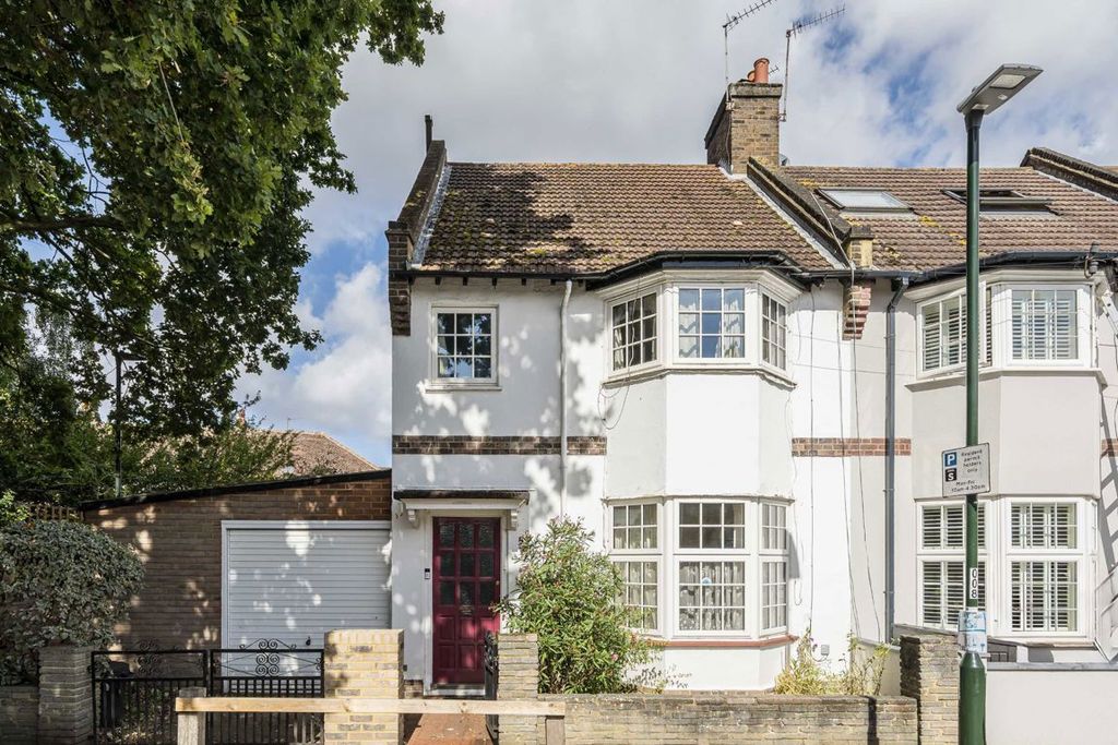 Property photo 1 of 7