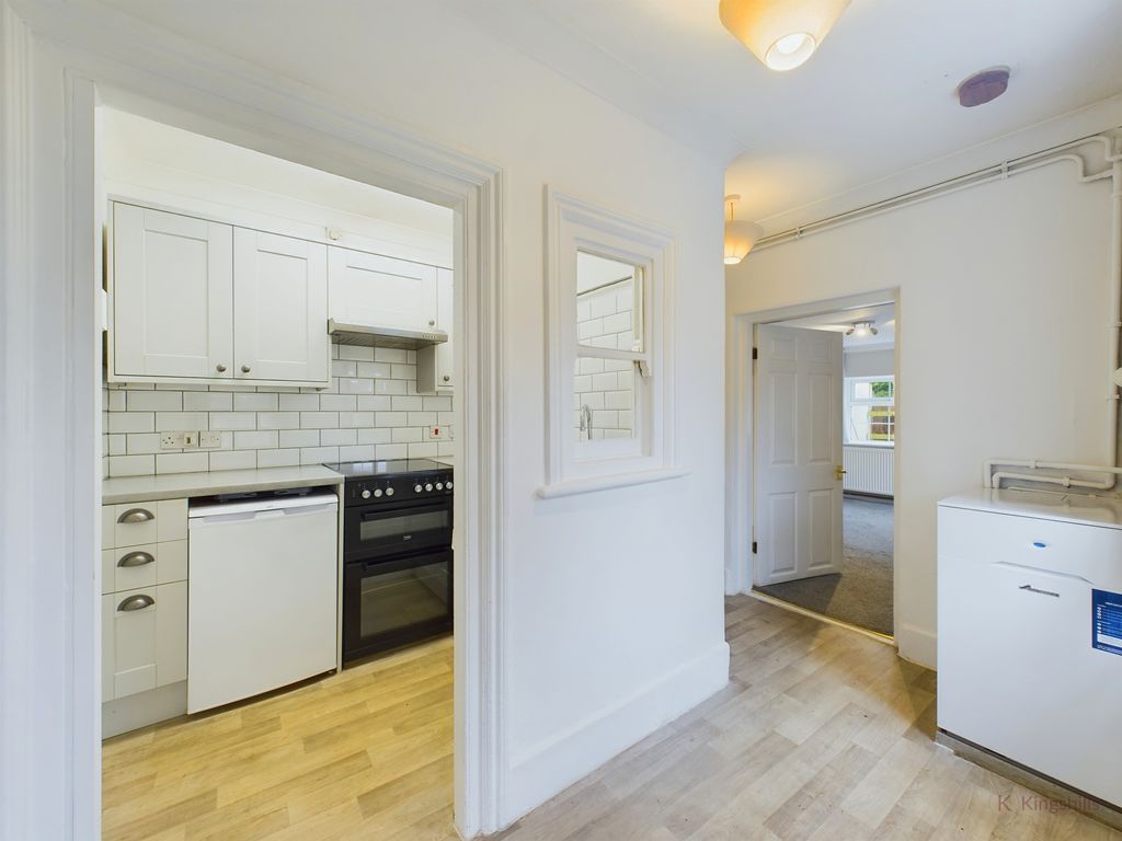 Property photo 1 of 6 Cam02119G0-Pr0209-Still008