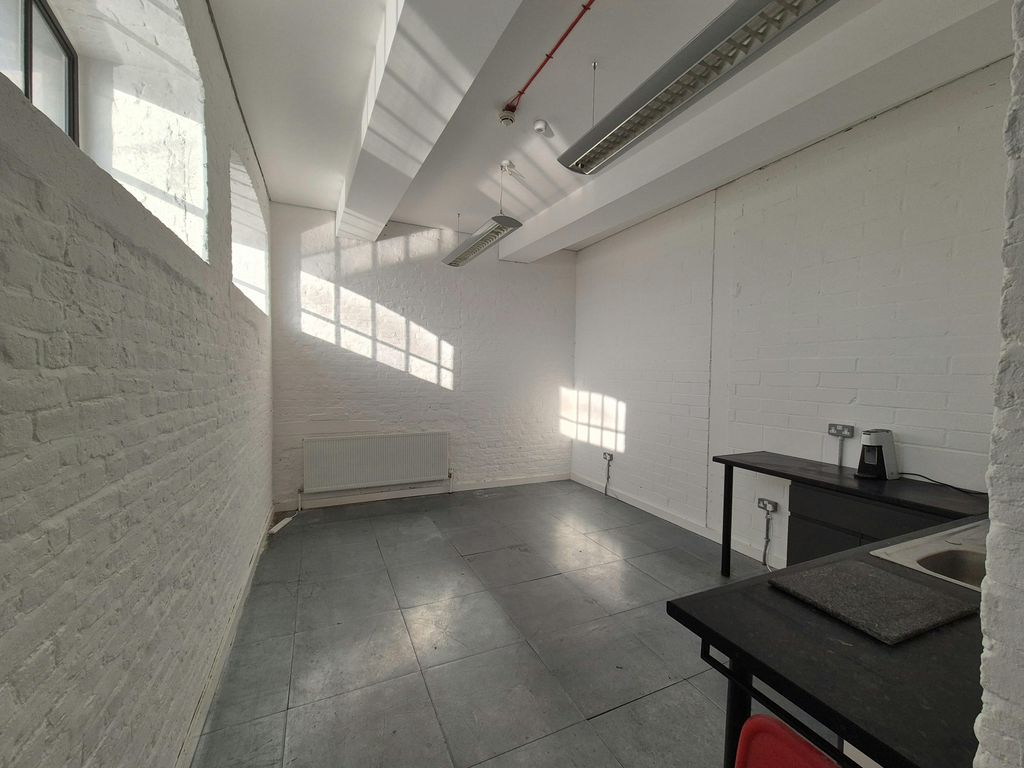 Property photo 3 of 7 20260204_142215.Jpg