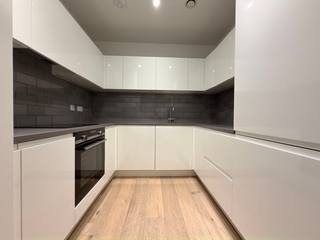 Property photo 2 of 12 Photo 13