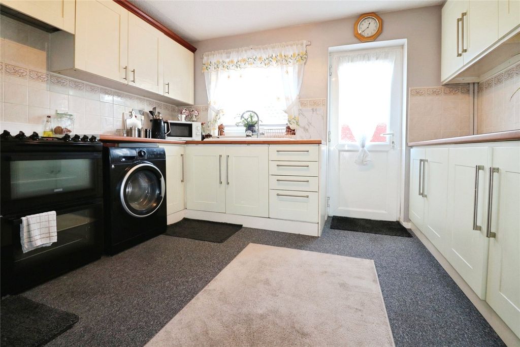 Property photo 3 of 18 Picture No. 15