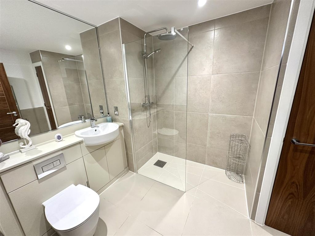Additional image 12 of 2 bed flat for saleSea Road, Carlyon Bay, St. Austell PL25