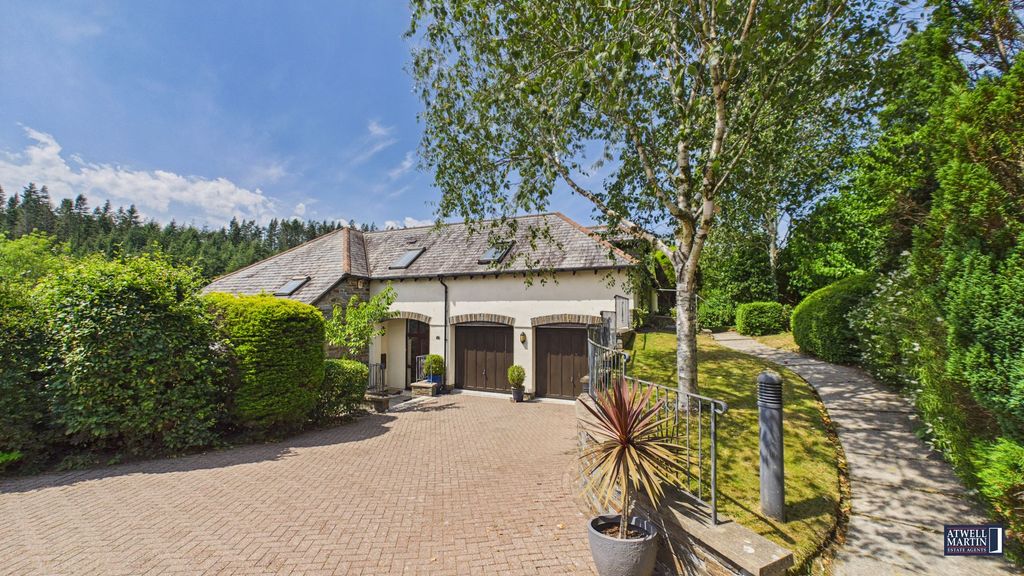 Property photo 1 of 51