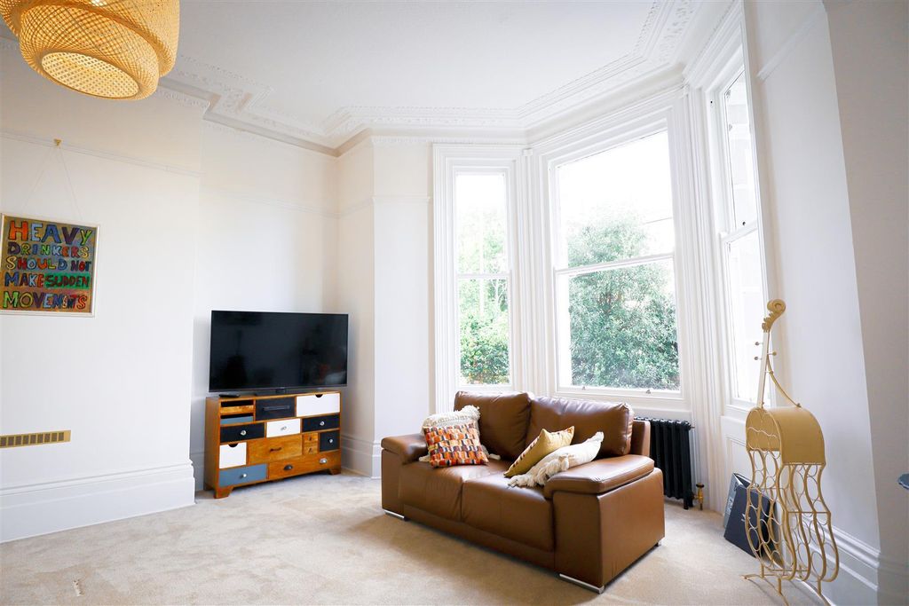 Property photo 3 of 11 Img_0370.Jpg