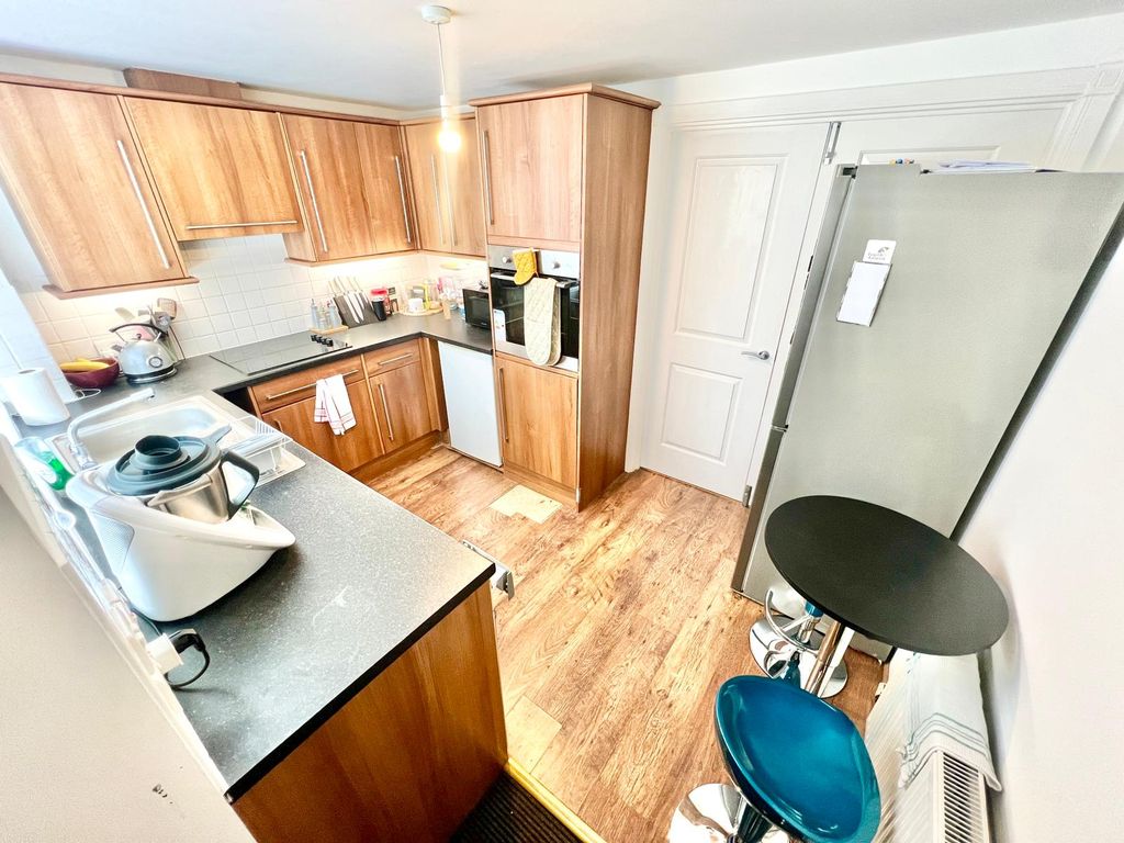 Property photo 2 of 9 Image
