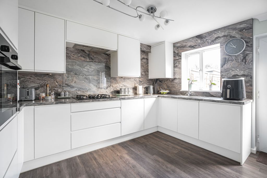 Property photo 2 of 12 Kitchen/Diner