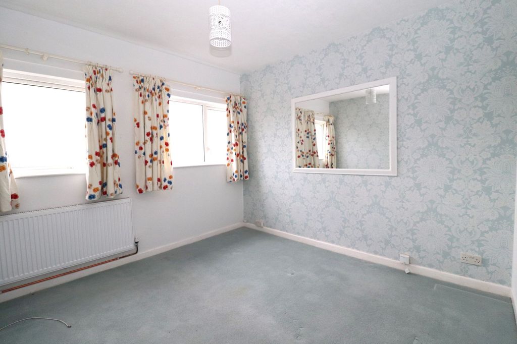 Property photo 3 of 7