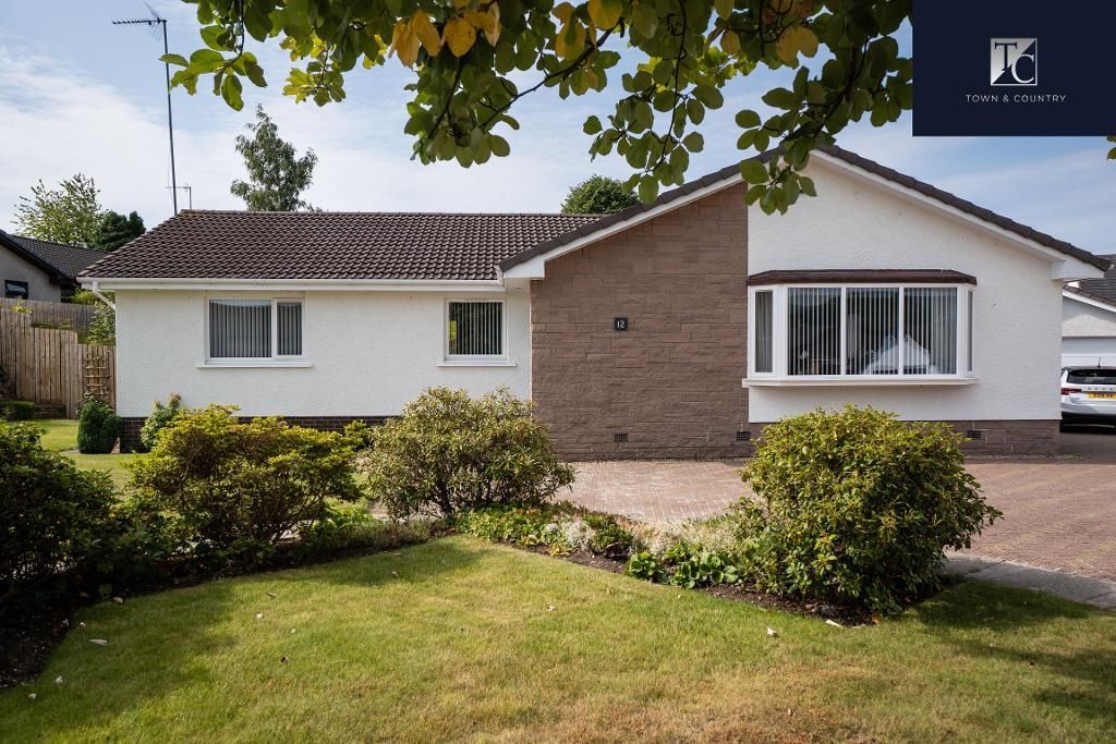 Property photo 2 of 28