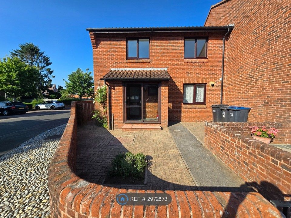 Property photo 1 of 33