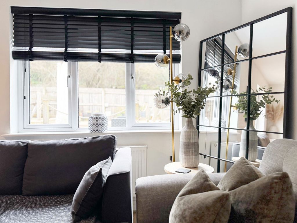 Property photo 3 of 30