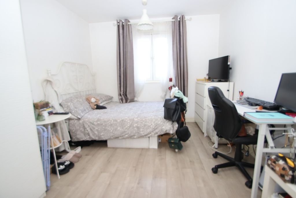Property photo 1 of 4