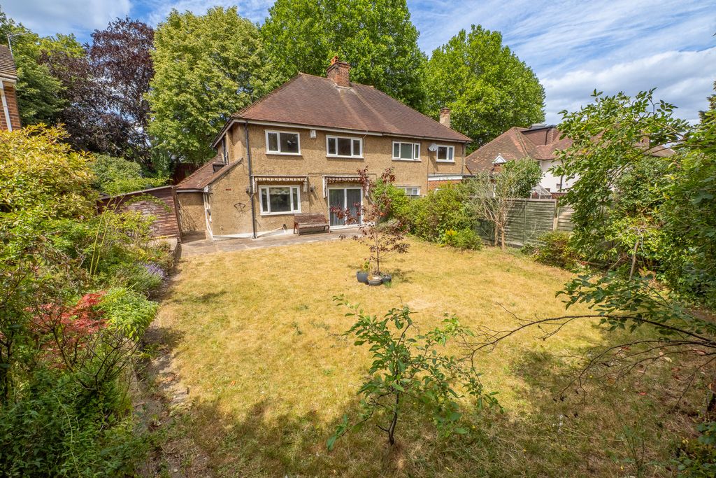 Property photo 3 of 19 Picture No. 29