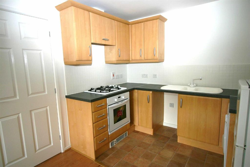 Property photo 3 of 8