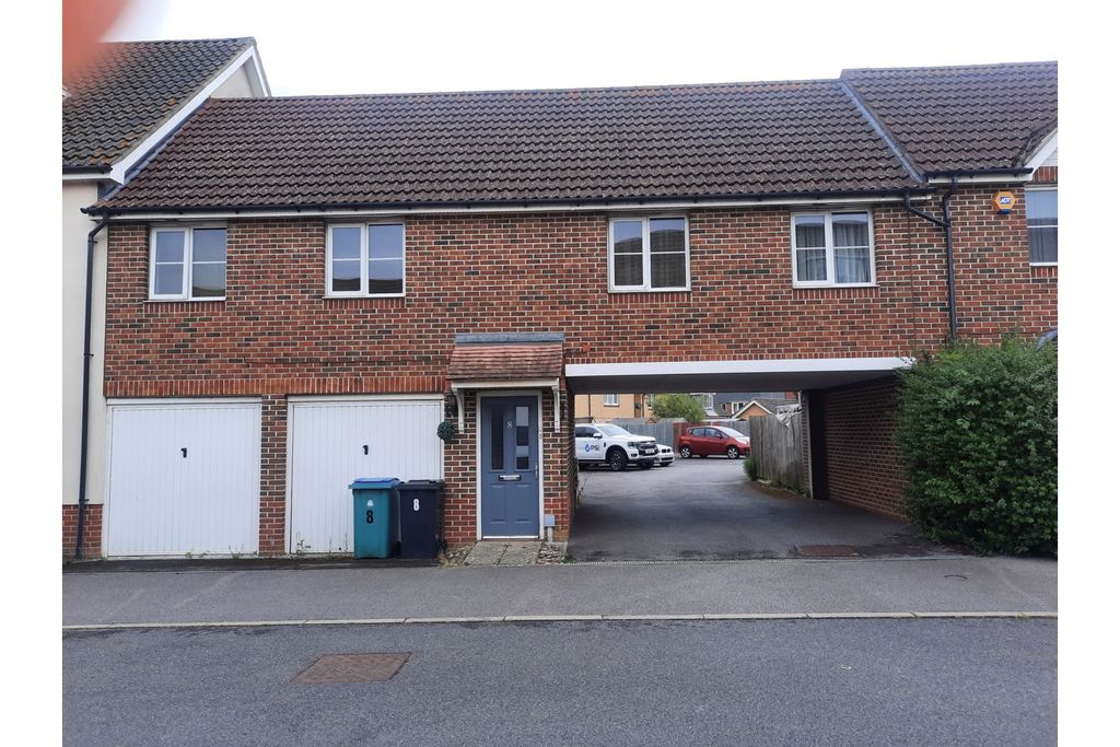 Property photo 2 of 12