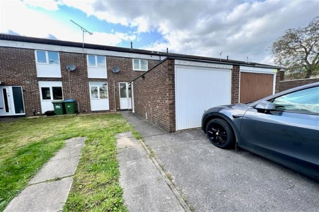 Property photo 1 of 12