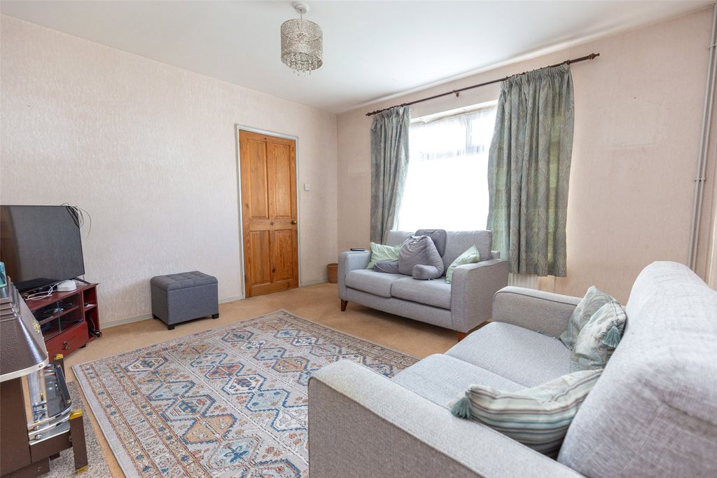 Property photo 3 of 14 Picture No. 04