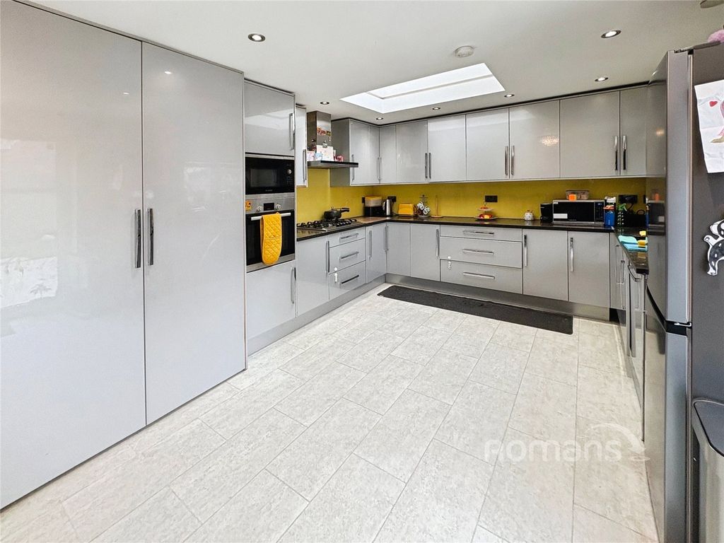 Property photo 3 of 15 Picture No. 03