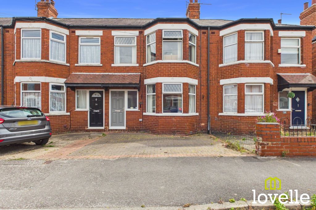 Property photo 1 of 25
