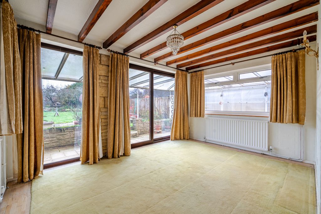 Property photo 3 of 9