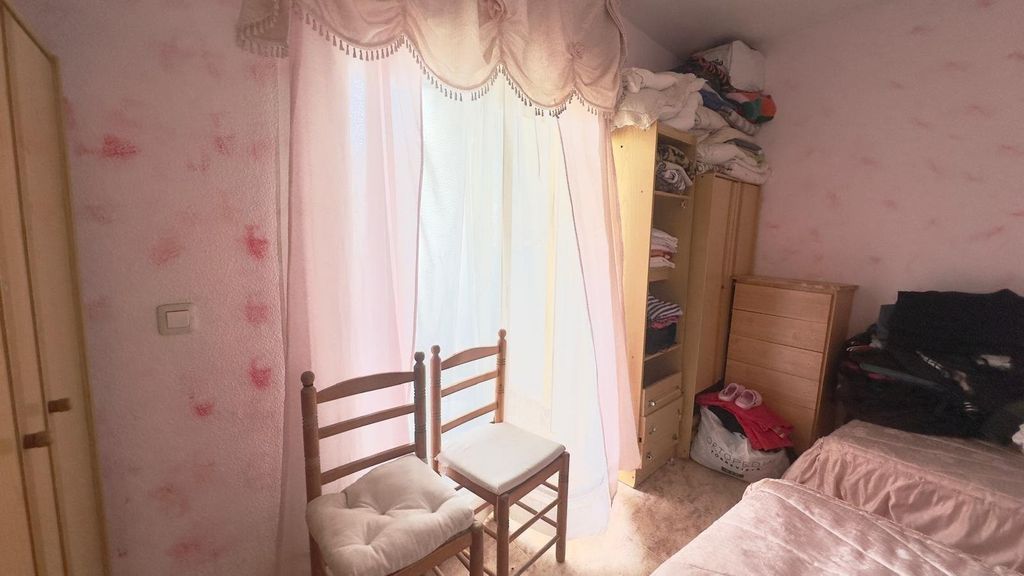 Property photo 2 of 30