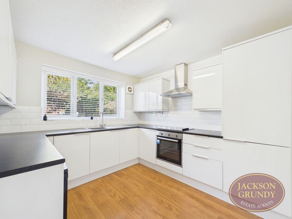 Property photo 2 of 15 Photo 2