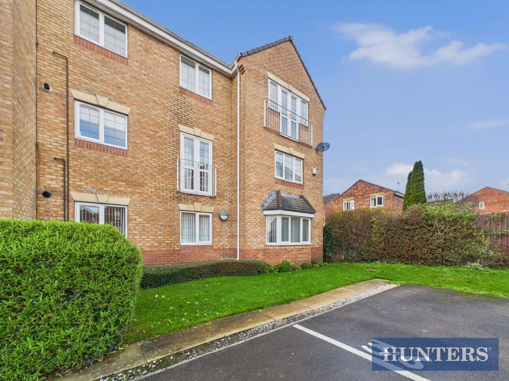 Property photo 1 of 16 Front