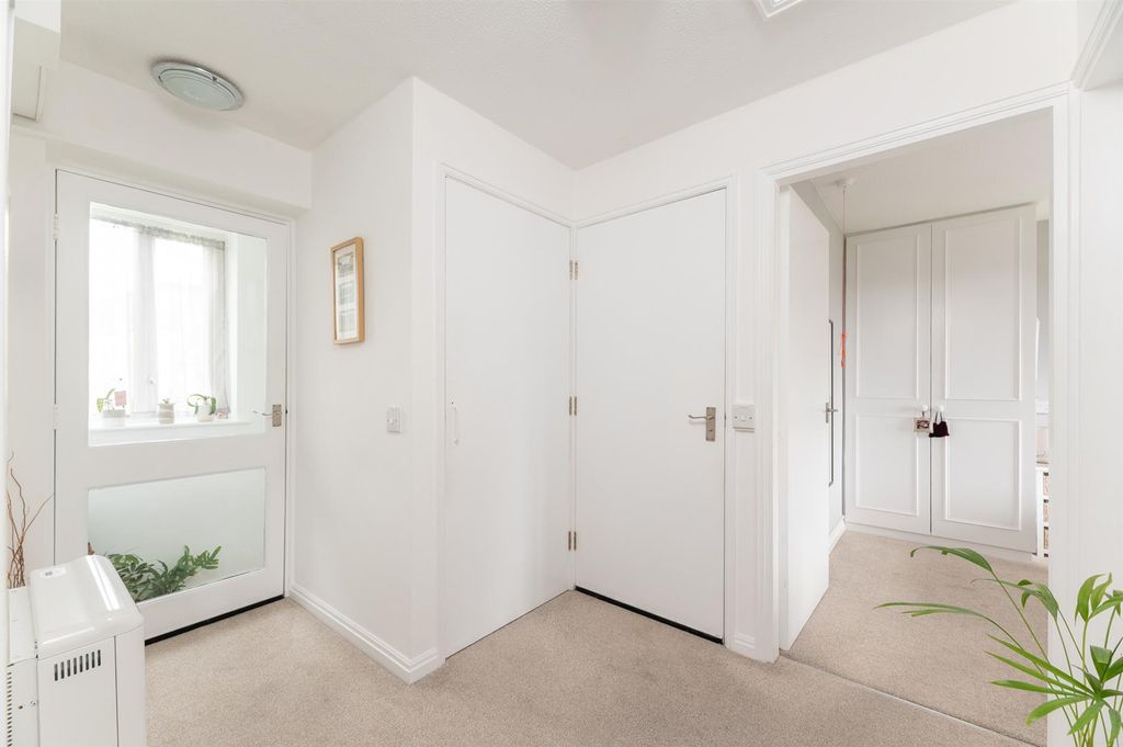Additional image 5 of 2 bed flat for saleTealbeck Court, Tealbeck Approach, Otley LS21