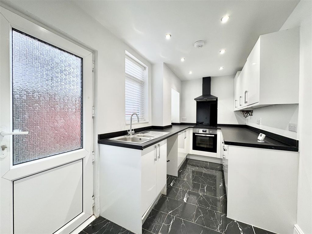 Property photo 2 of 12 Image00012.Jpeg