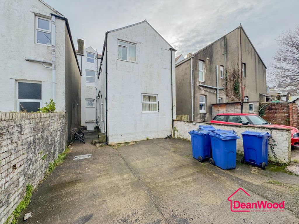 Property photo 2 of 12 No-21.Jpg