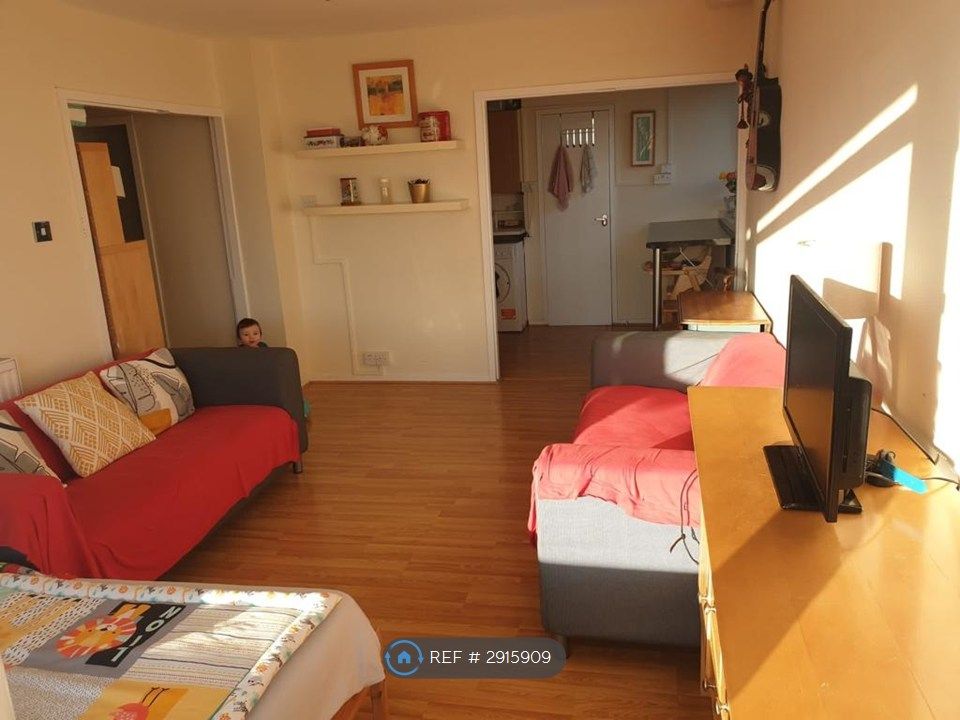 Property photo 2 of 12