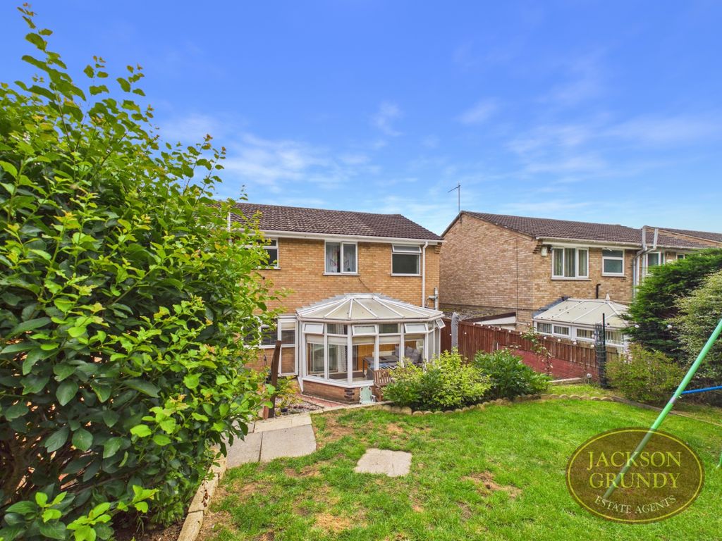 Property photo 2 of 18 Seaton Drive