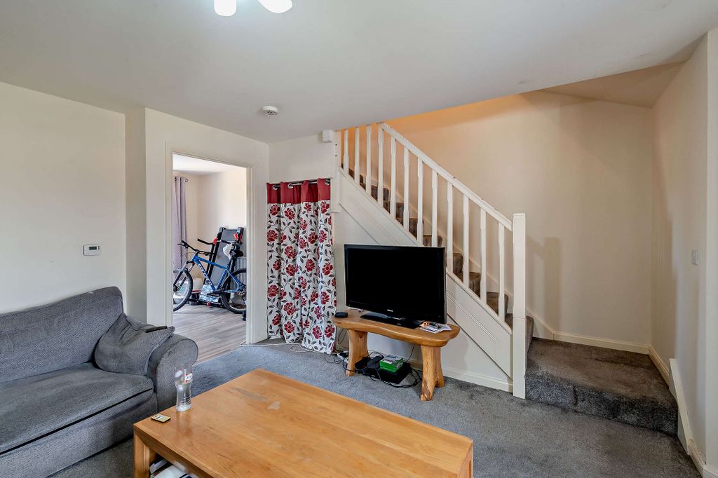 Property photo 3 of 34 Photo 2