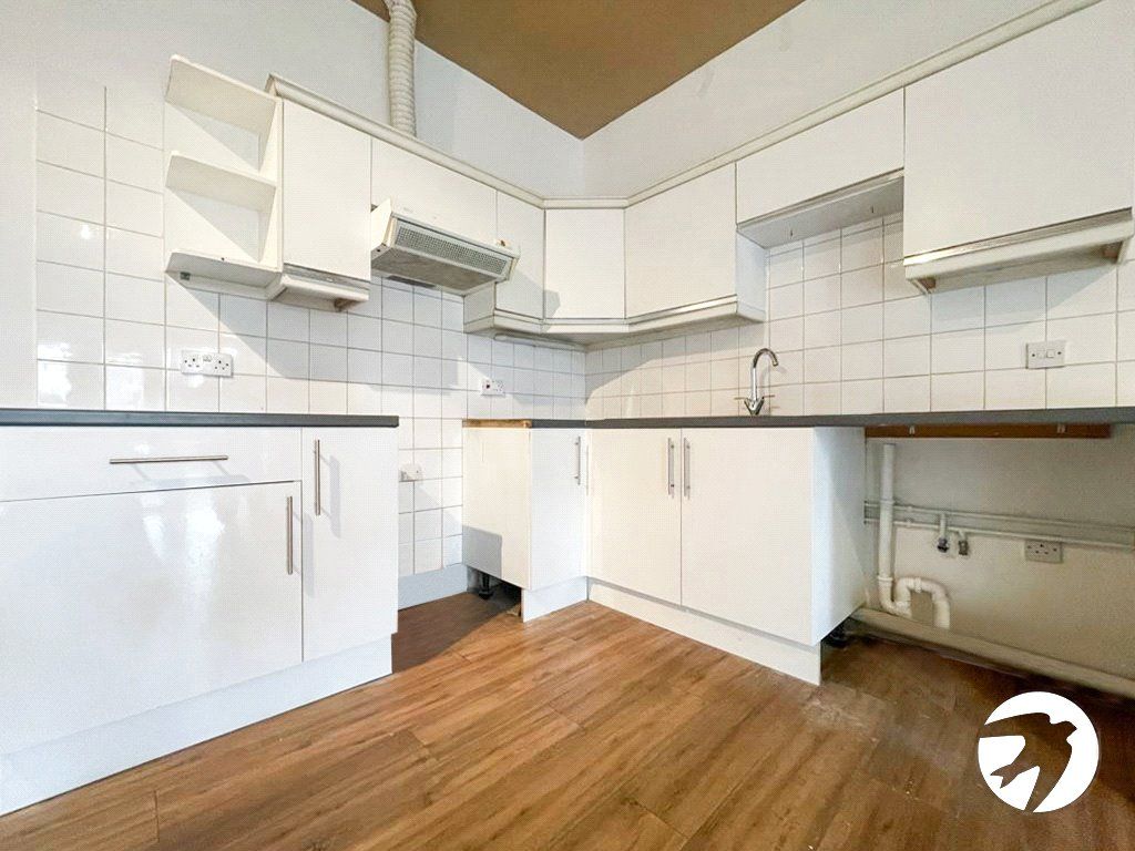Property photo 3 of 7 Picture No. 06