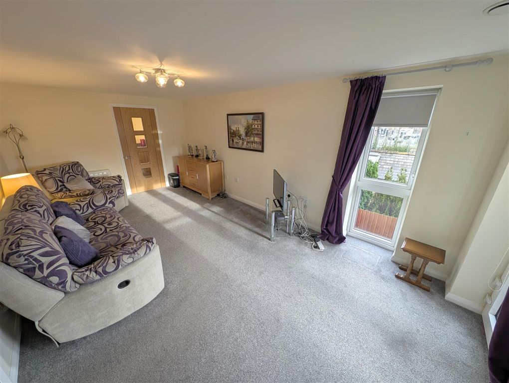 Property photo 3 of 18 Pxl_20241204_120912886~2.Jpg