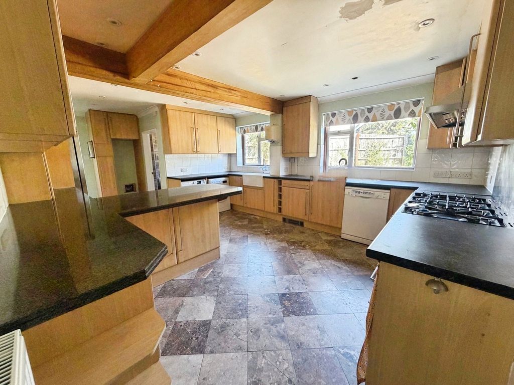 Property photo 2 of 13 Picture No. 08