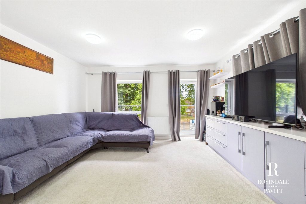 Property photo 2 of 31 Picture No. 02