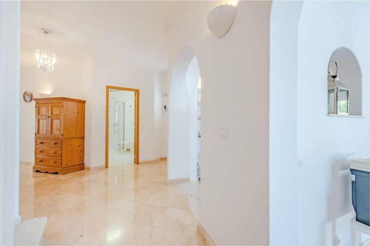 Property photo 1 of 7 Img 17