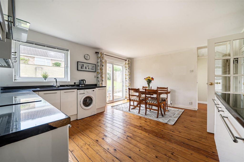 Property photo 3 of 19 1478980-16-6A33d1Cda7200.Jpg