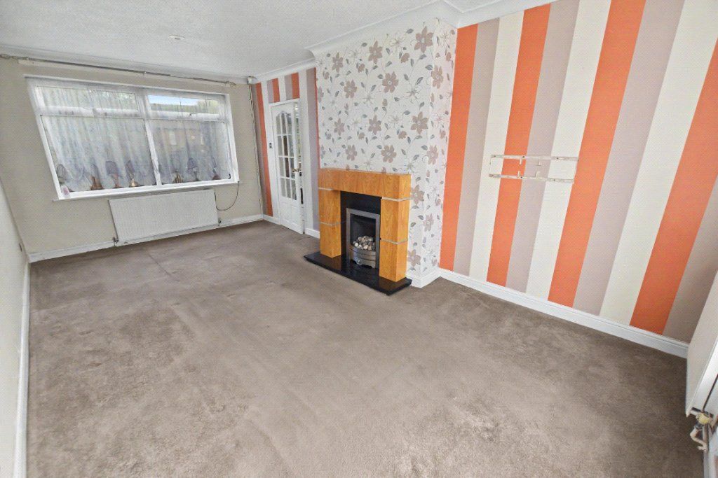 Property photo 2 of 16 Picture No. 11