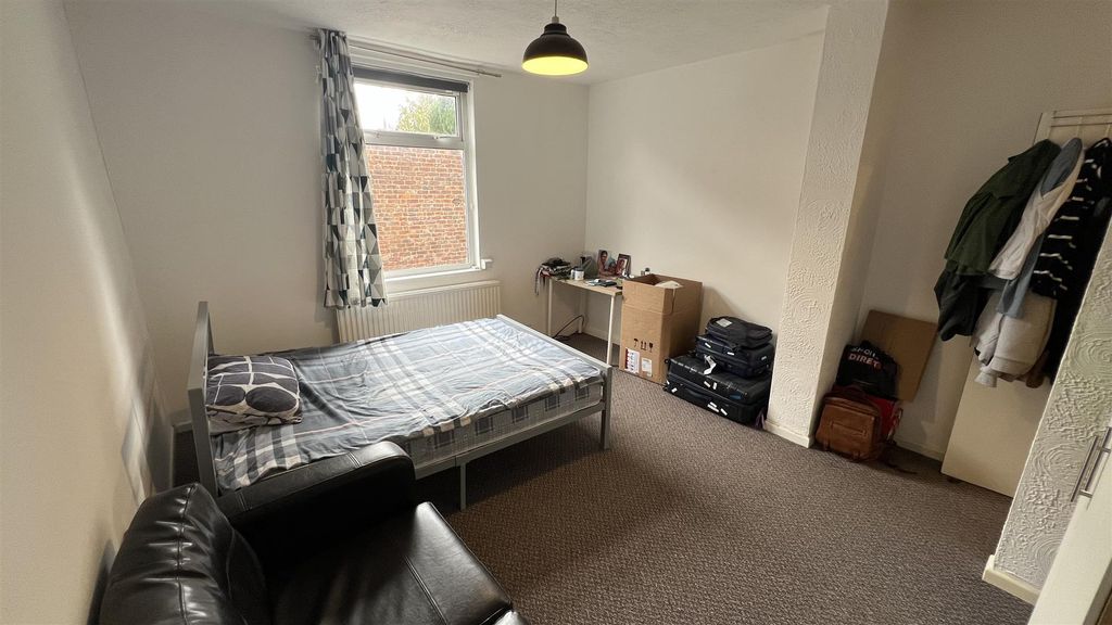 Property photo 2 of 6 Img_8562.Jpg