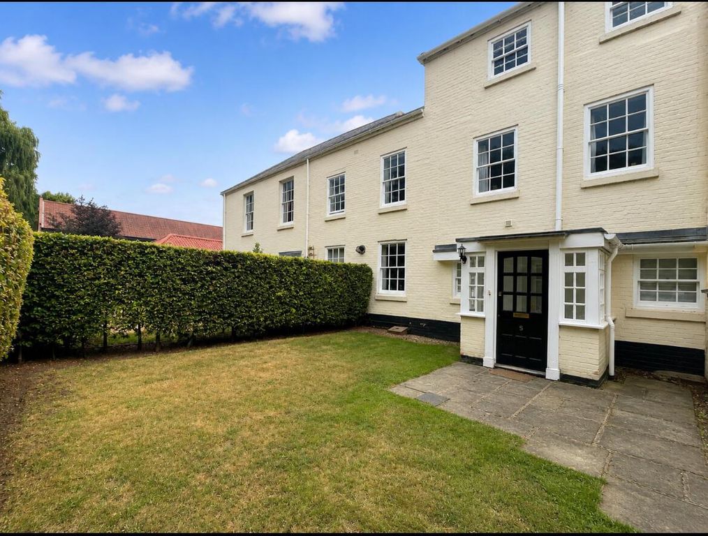 Property photo 1 of 8 Xekp7Smt-Uuku18Egpnalw.Jpg