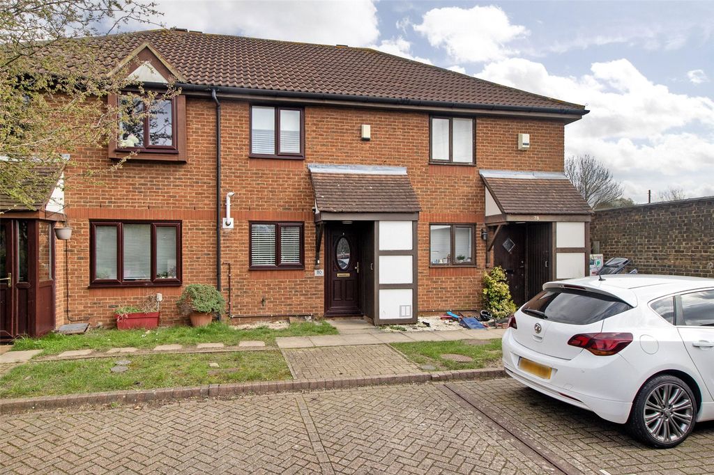 Property photo 1 of 12 External