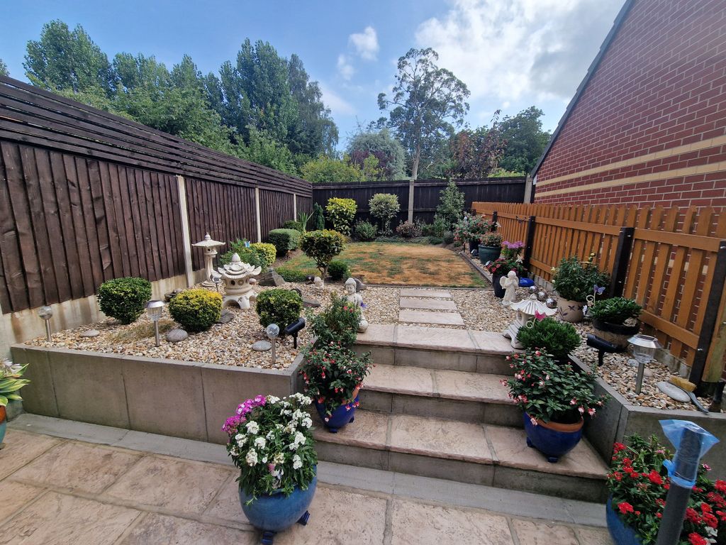 Property photo 2 of 18 Rear Garden