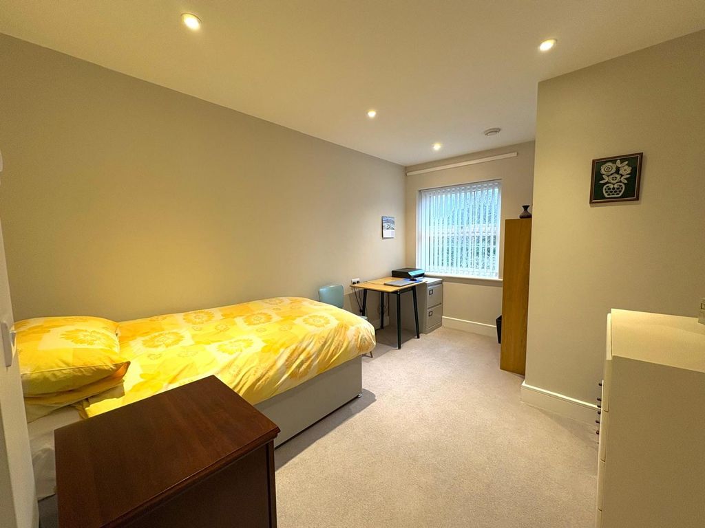 Additional image 9 of 2 bed flat for saleOld Maltings Approach, Melton IP12